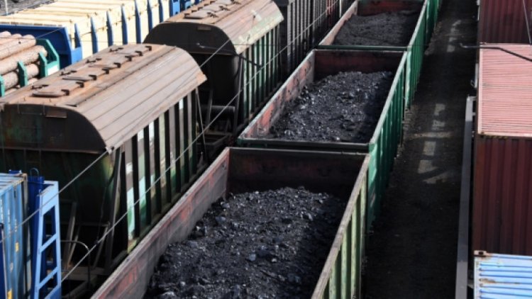 В Туркестанскую область поставят 242 вагона угля