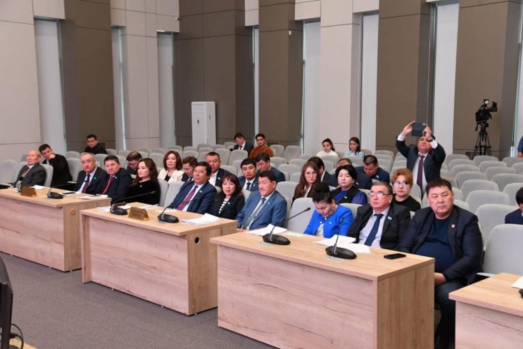 На внеочередной двадцатой сессии Туркестанского областного маслихата рассмотрены важные вопросы