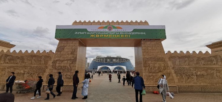 Астанада Түркістан облысы тауар өндірушілерінің жәрмеңкесі өтіп жатыр