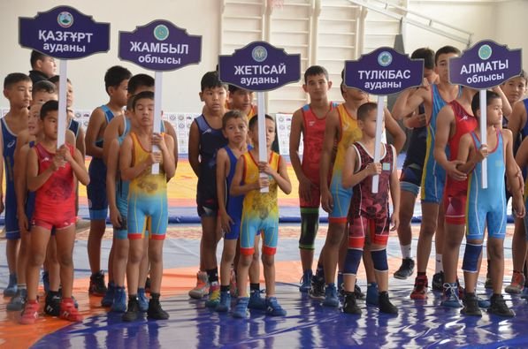 Түркістан: Жетісай ауданында жасөспірімдер арасында халықаралық турнирі өтті