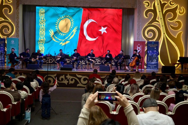 Алматыда “Ноталар саяхаты” атты түрік өнерпаздардың концерті өтті