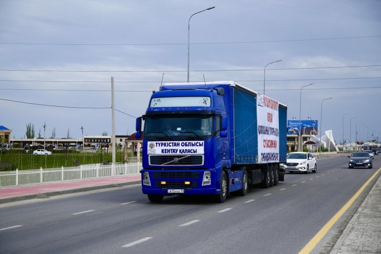 Түркістаннан БҚО-ға 200 тоннаға жуық гуманитарлық көмек керуені жолға шықты